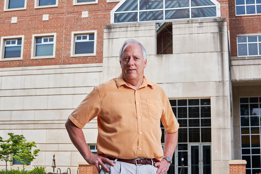 Steven Zinkle in front of the Science and Engineering Research Facility.