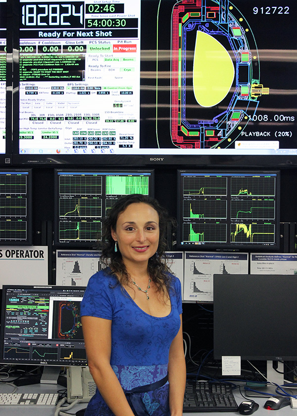 Livia Casali in the control room of the DIII-D tokamak.