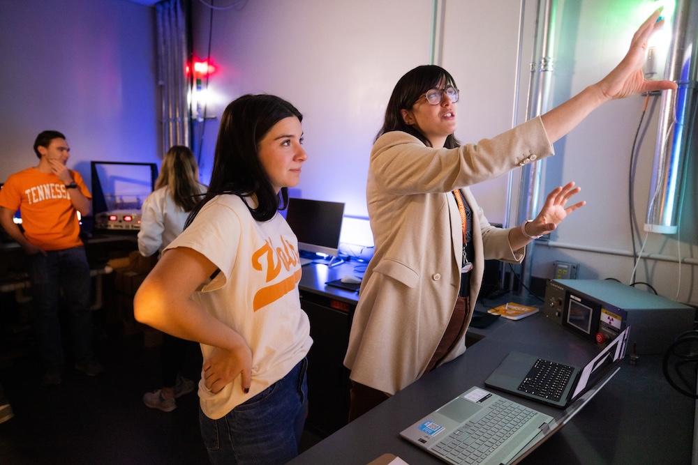 Sandra Bogetic and students working in a lab
